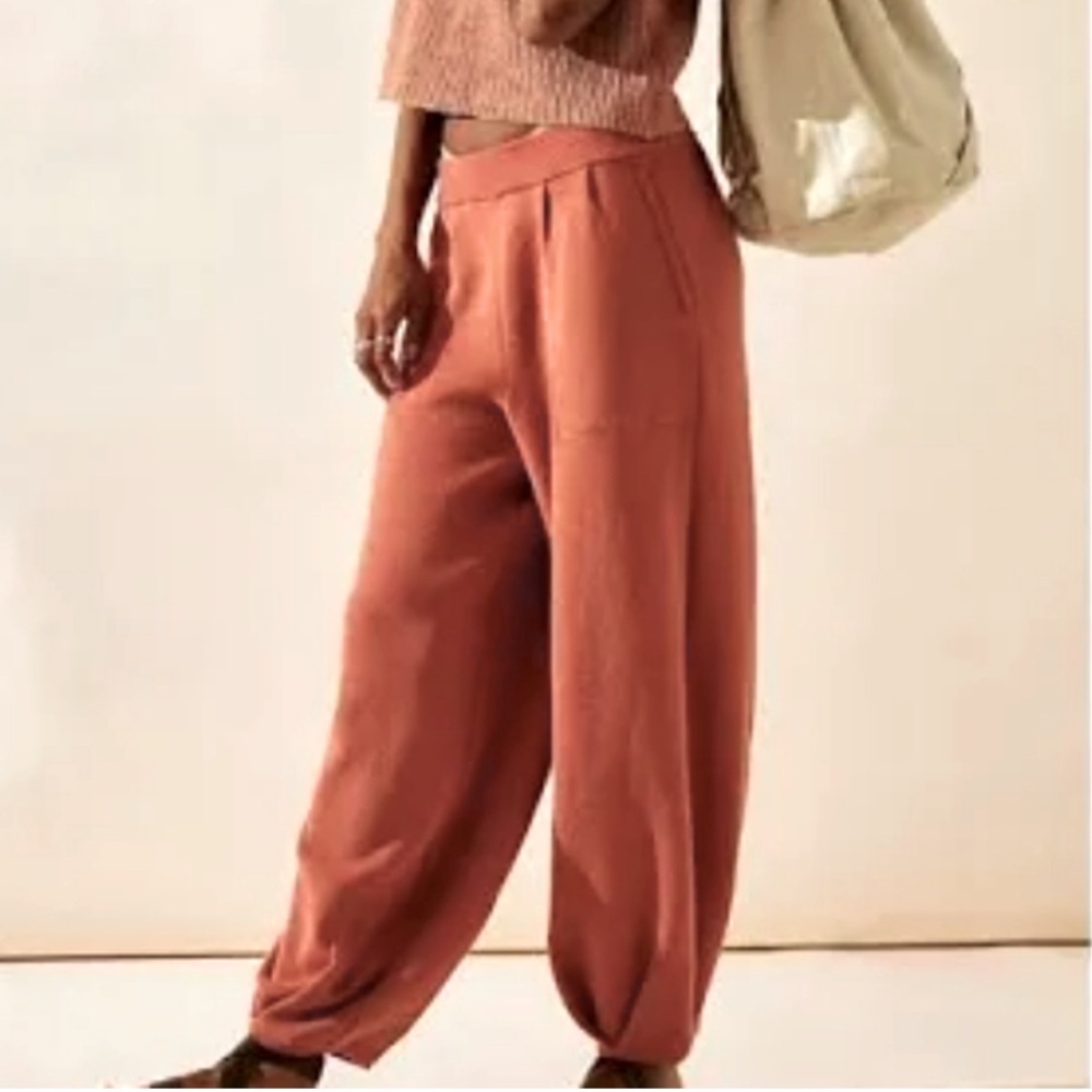 Free People Beach “Freya” Exaggerated Sweater Knit Pleated Joggers Pockets Large